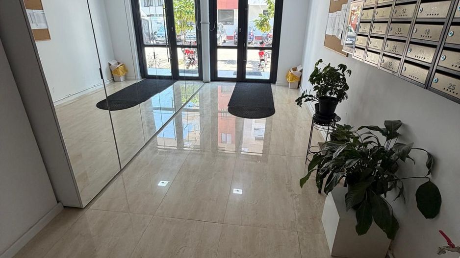 AP. 3 CAMERE- PARCARE INCLUSA, CENTRALA PROPRIE, BLOC NOU, METROU - Poză 9