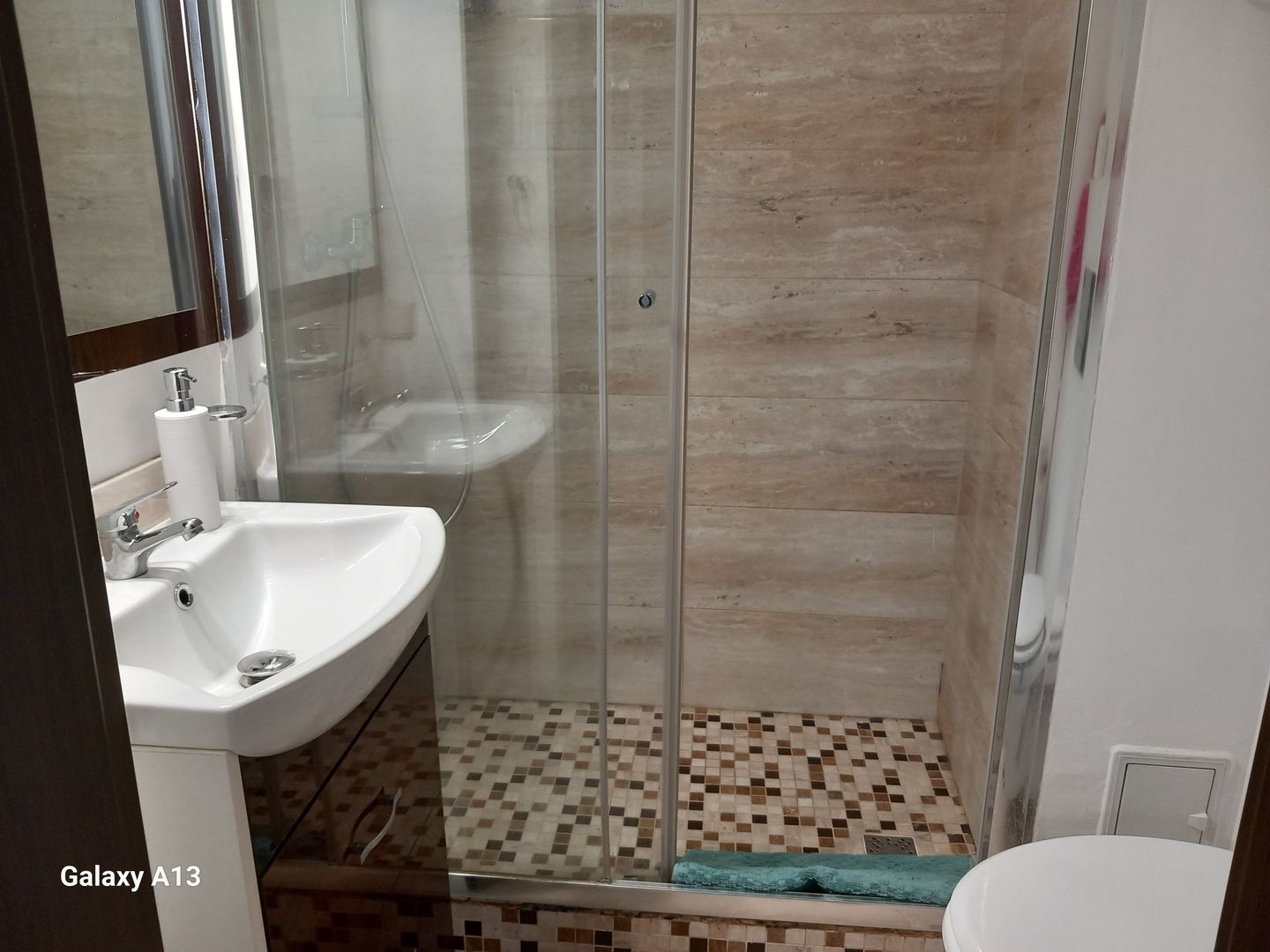 BRASADAS închiriază ap 2 cam etaj 1/8 50mp Piata UNIRII. - Poză 4