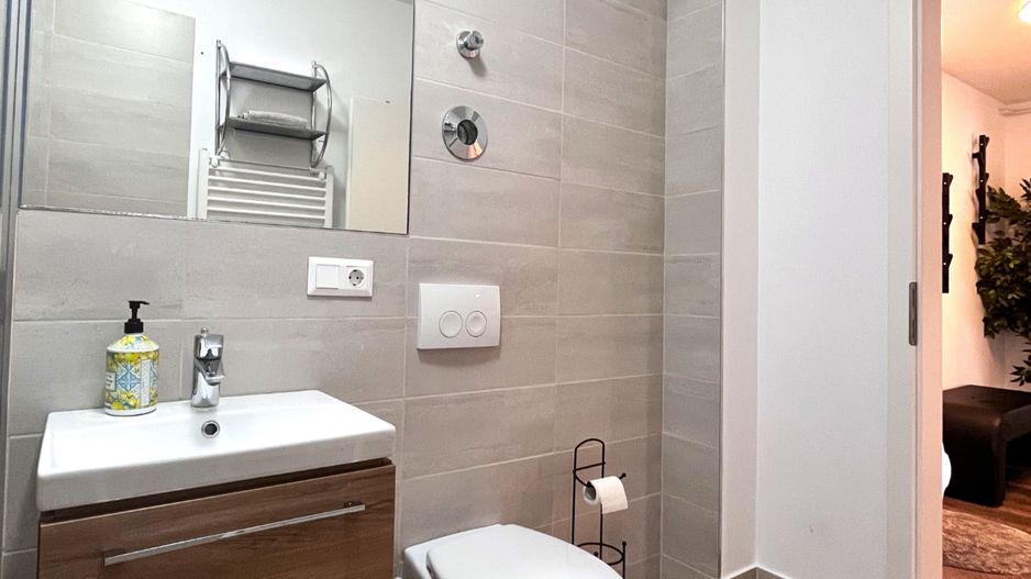 Apartament 2 camere de vanzare in Avantgarden Brasov! - Poză 8