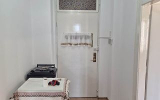 Garsoniera cu suprafata de 45mp,in zona centrala - Poză 6