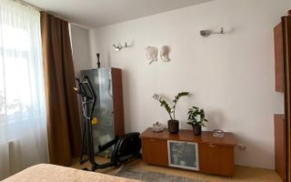 Apartament cu doua camere decomandat, piata Domenii - Poză 6