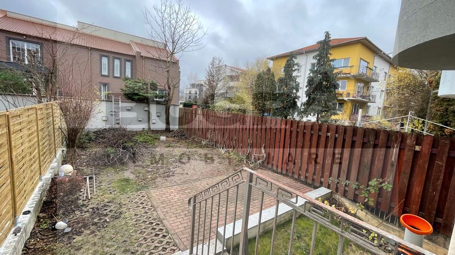 Duplex de 320mp, modern, 120mp, sauna, zona strazii Zaharia Stancu - Poză 11