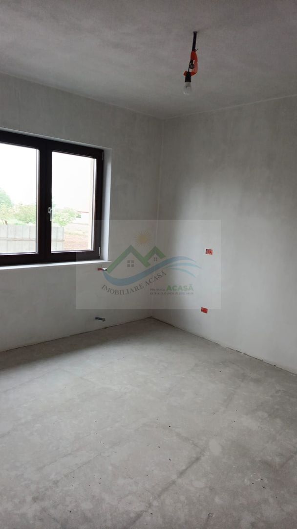 Casă/Vilă Dumbrăveni/Suceava - Poză 19