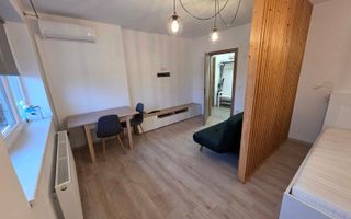 Apartament modern etaj 2 cu lift si parcare privata in Stefan Cel Mare - Poză 1