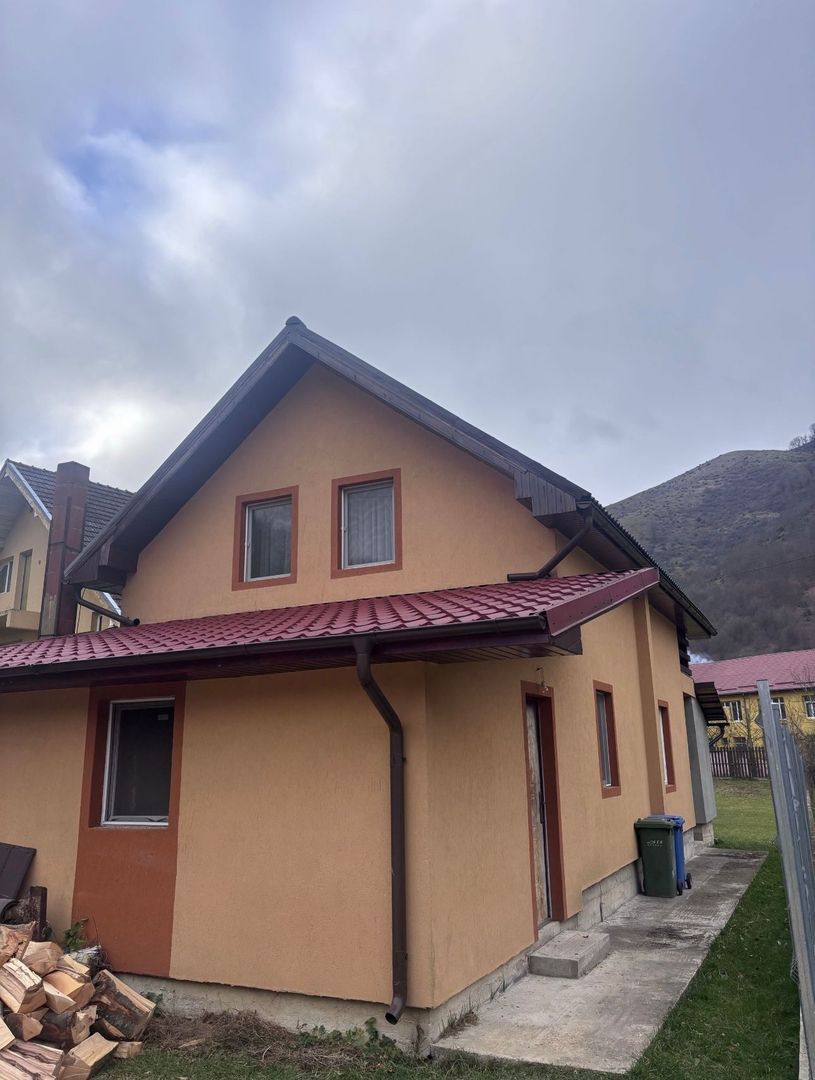 Casă de vanzare in Remeti, Bihor - Poză 2