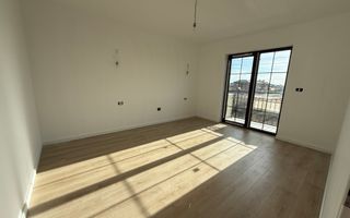 Duplex cu 3 camere despartit prin camera tehnica in Mosnita Noua - Poză 4