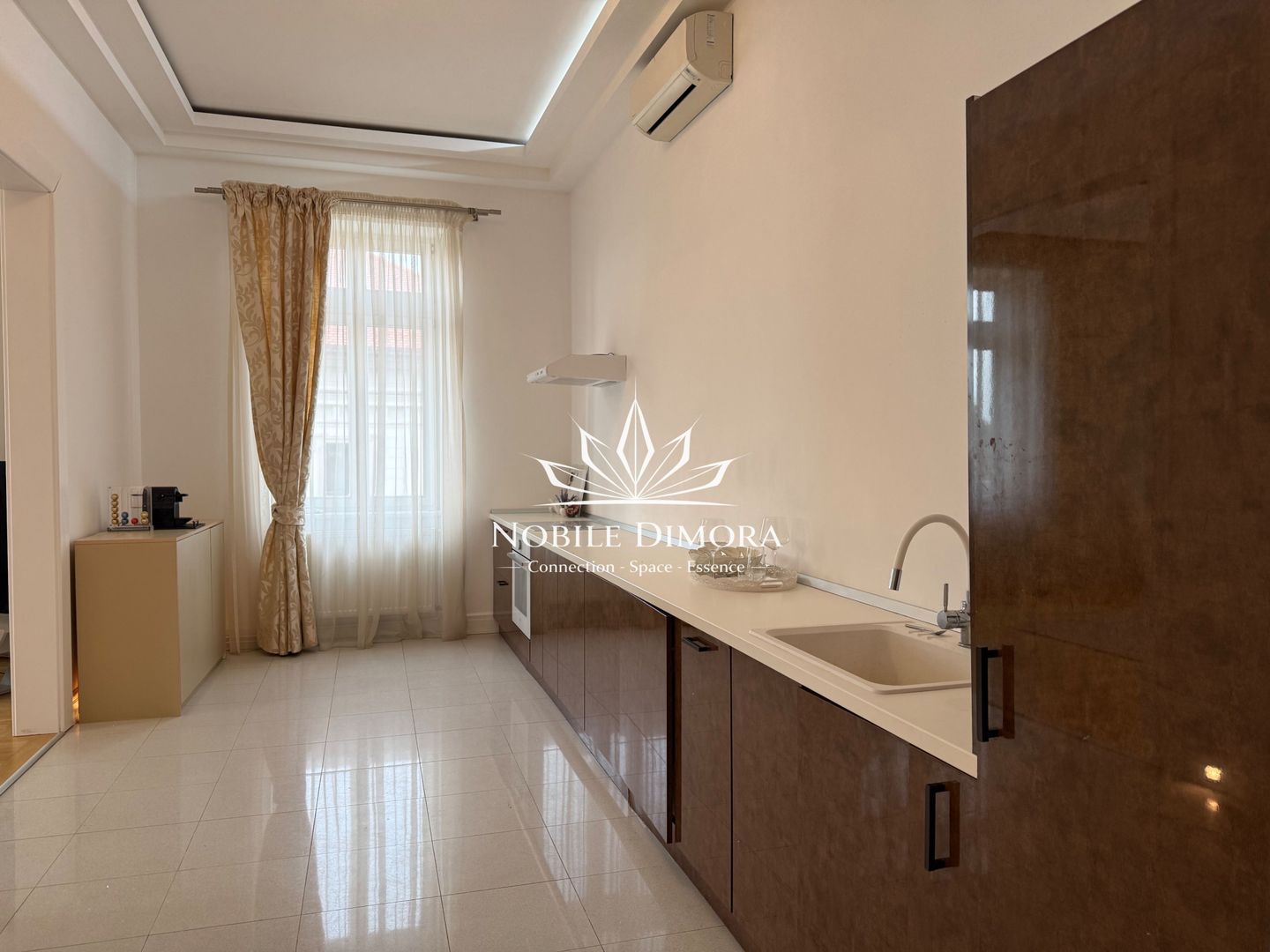 Apartament istoric de lux cu 3 camere de 130mp langa Prefectura - Bastion - Poză 6