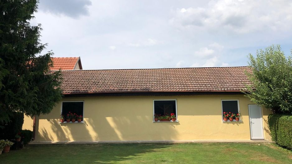 BRASADAS vinde casa cu 7 camere si teren 1100mp in zona Burdea. - Poză 11