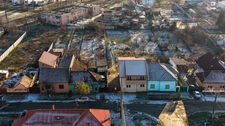 Casă nouă cu etaj semifinalizată, zonă liniștită în Aradul Nou - Poză 9