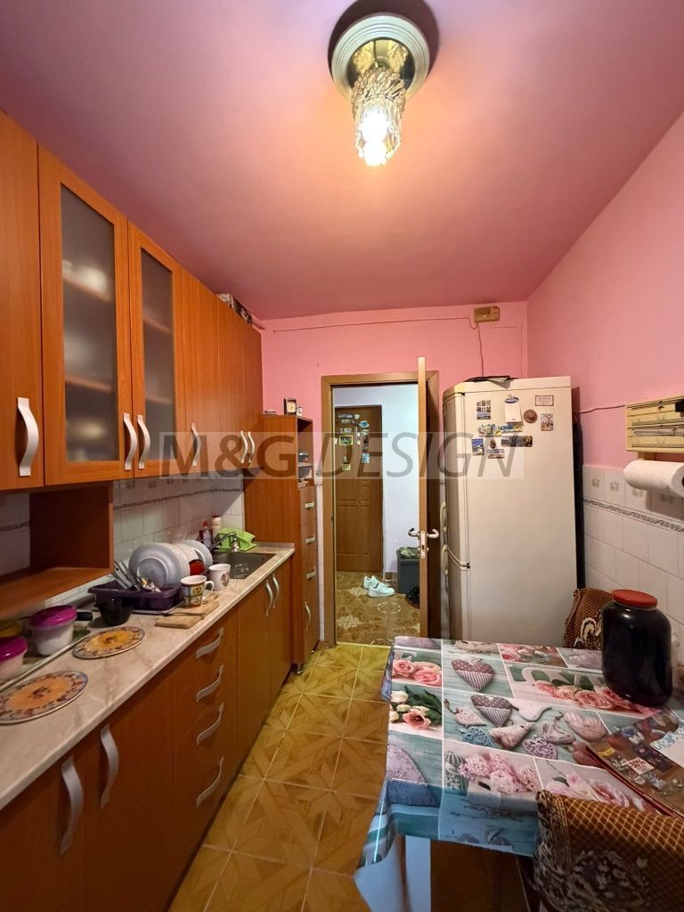 Apartament 3 camere Aradului - Poză 3
