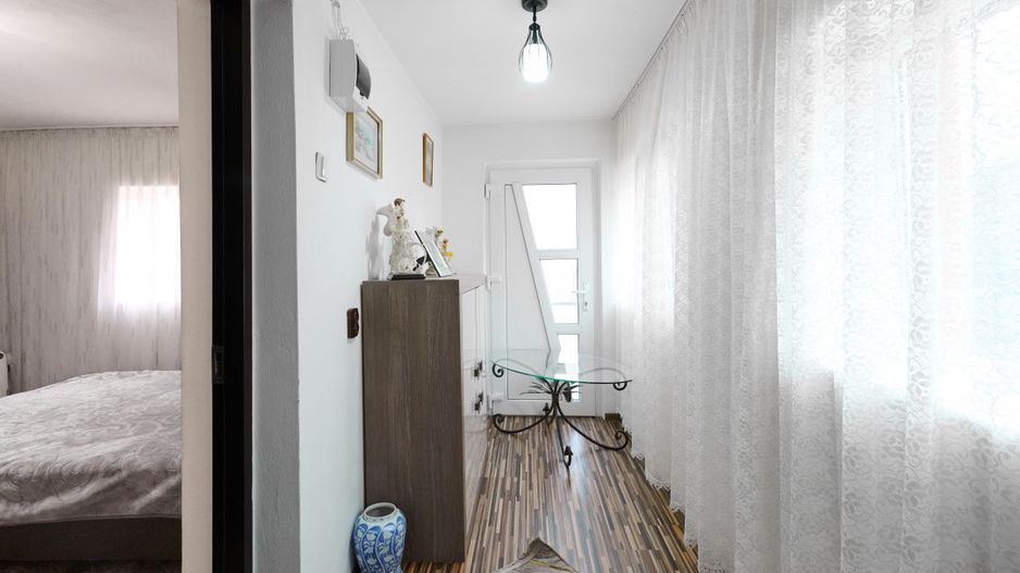 Casa  + anexa în Com.  Petresti, Sat Gherghesti - Dambovița - Poză 6