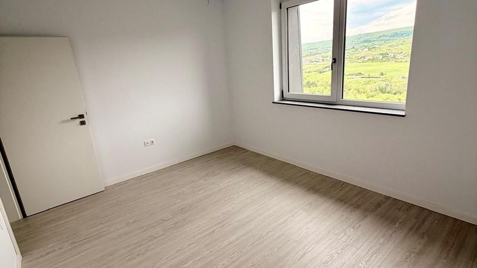 Apartament 3 camere, finisat, parcare si boxa inclusa, BETA RESIDENCE - Poză 3