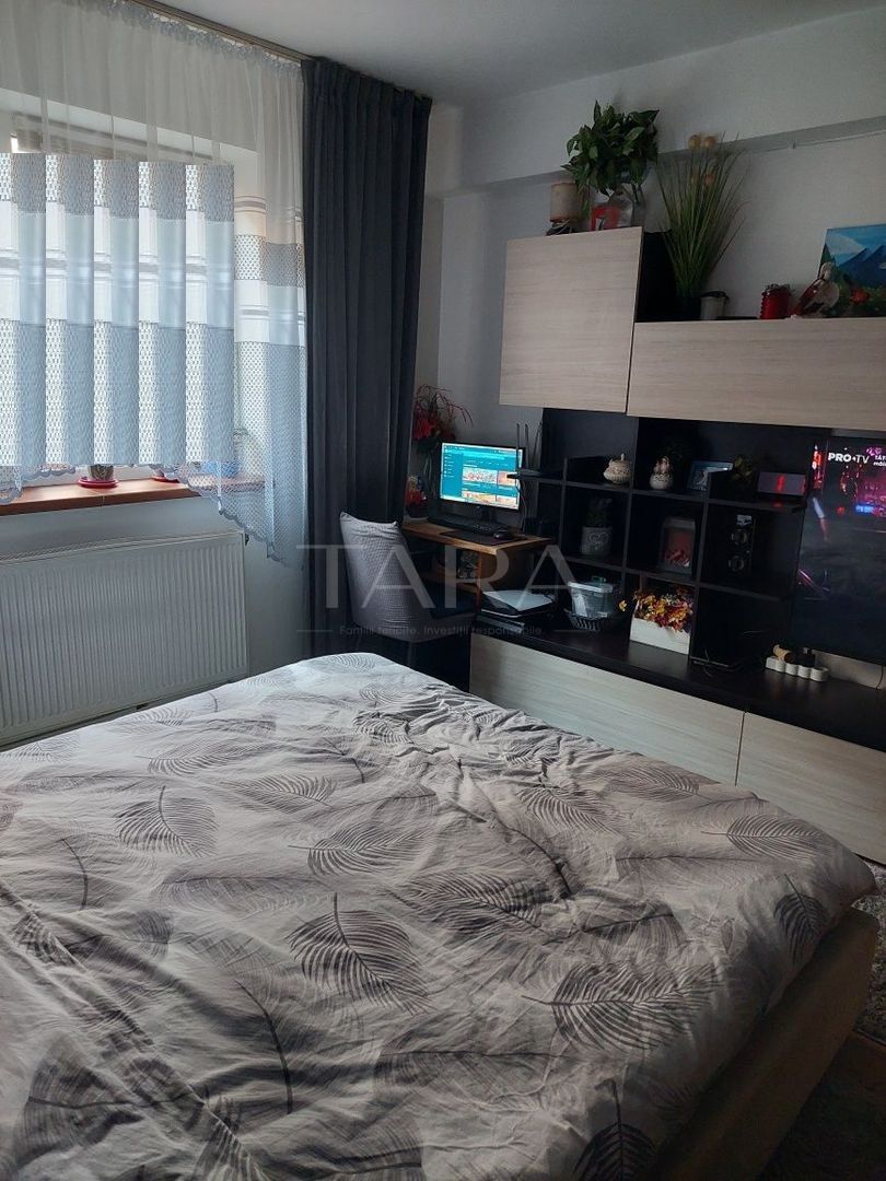 Spațiu și confort – apartament cu 3 camere decomandat în zona Florilor - Poză 5