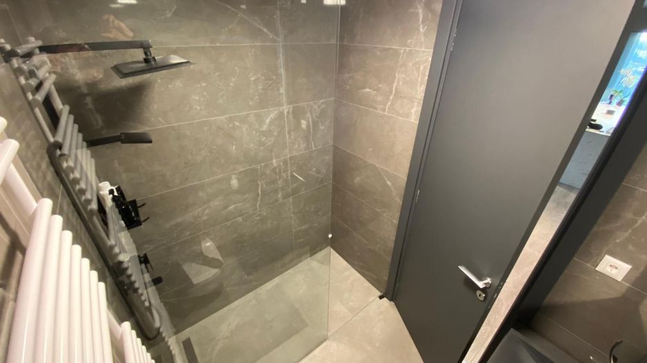 Cloud 9 Residence 2 Camere Super View Liber - Poză 10