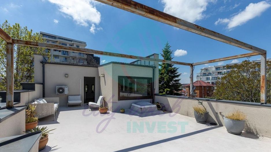 CASA ART-DECO CONSOLIDATA in 2011 cu gradina de 160 mp - Poză 22