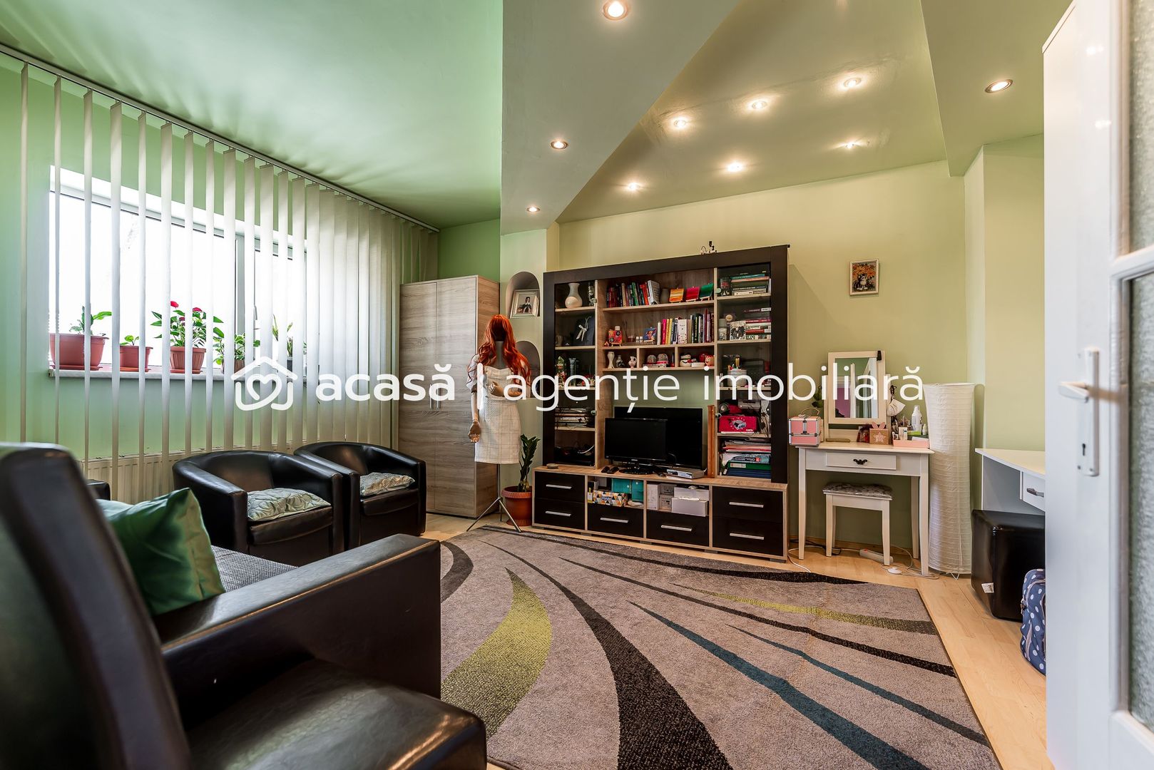 Casă spațioasă în mijlocul orasului, Str. Constantin Brâncuși - Poză 6