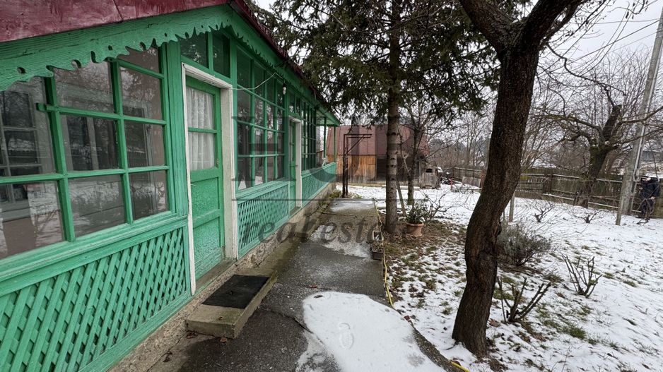 casa batraneasca situata in Hemeius - de vanzare - Poză 2