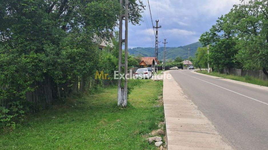 TEREN INTRAVILAN POLOVRAGI - Poză 5