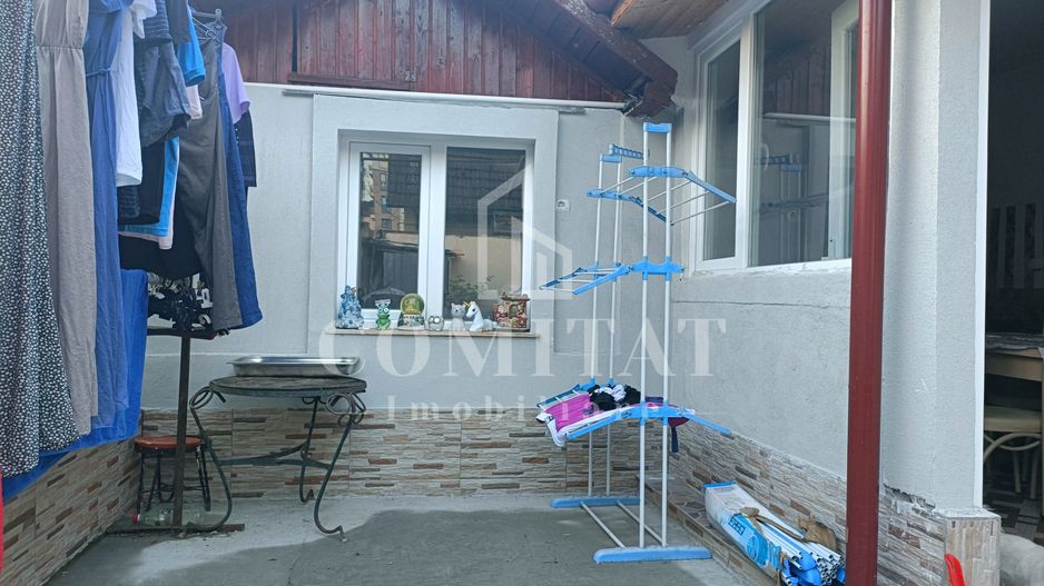 Casa 4 camere de vânzare zona Sala Polivalentă - Poză 2
