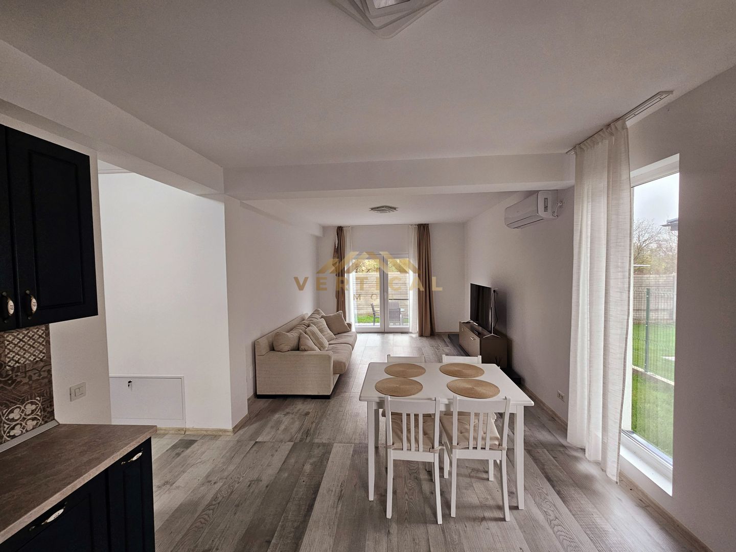 Casa 3 camere - complet mobilata si utilata - comuna Berceni - Poză 3