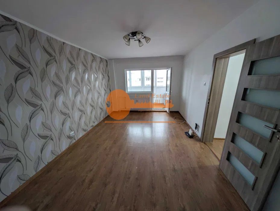 2 camere Stefan Cel MAre ( bloc reabilitat ) - Poză 2