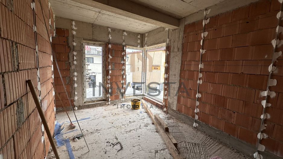 Imobil 7 camere zona Hasdeu -SemiCentral | Curte proprie si acces auto - Poză 11