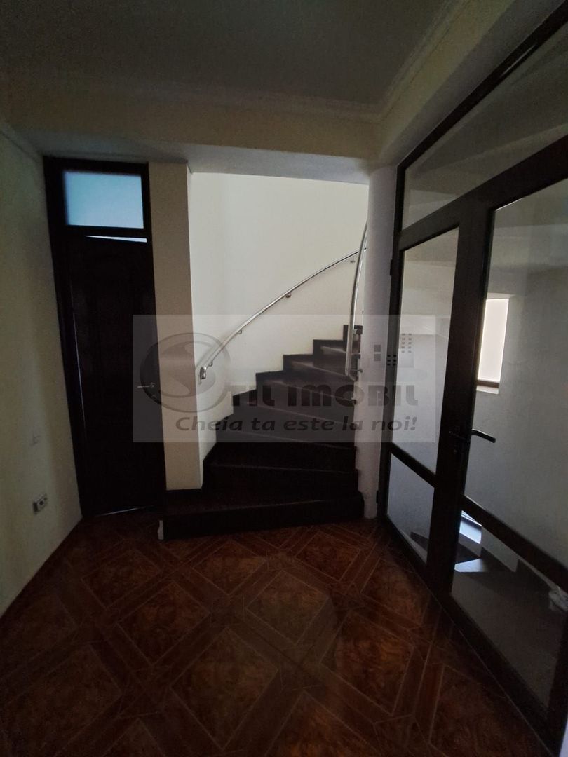 Casa/Vila de Inchiriat COPOU - 3000 euro - Poză 30