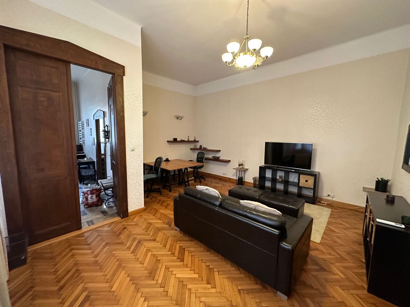 Apartament in Piata Victoriei - Poză 4