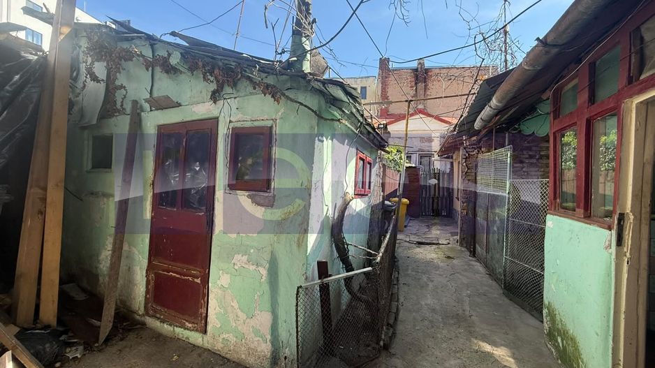 DE VANZARE CASA INTERBELICA  – 3 CAMERE - METROU STEFAN CEL MARE - Poză 12