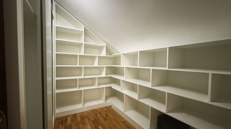 CASA COMPLET UTILATA SI MOBILATA MODERN CU GRADINA | 1100 MP |MARGINEA - Poză 36