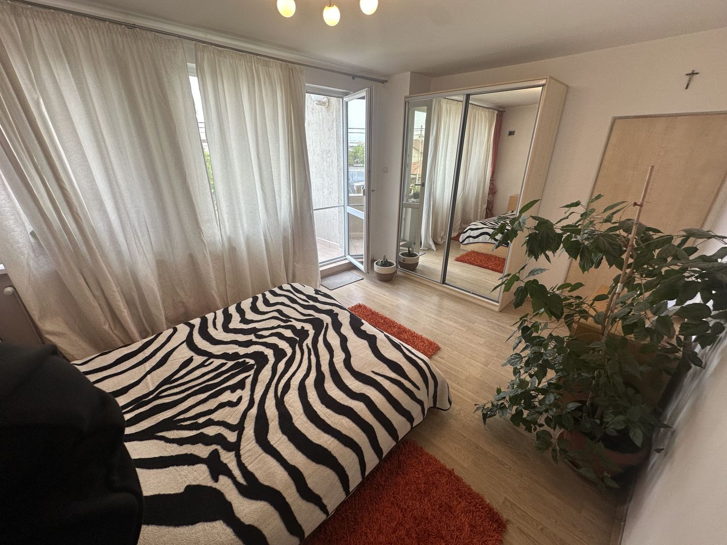 CASA INDIVIDUALA - 306 MP UTILI, 2 CENTRALE, METROU 5 MINUTE, COMIS 0% - Poză 39