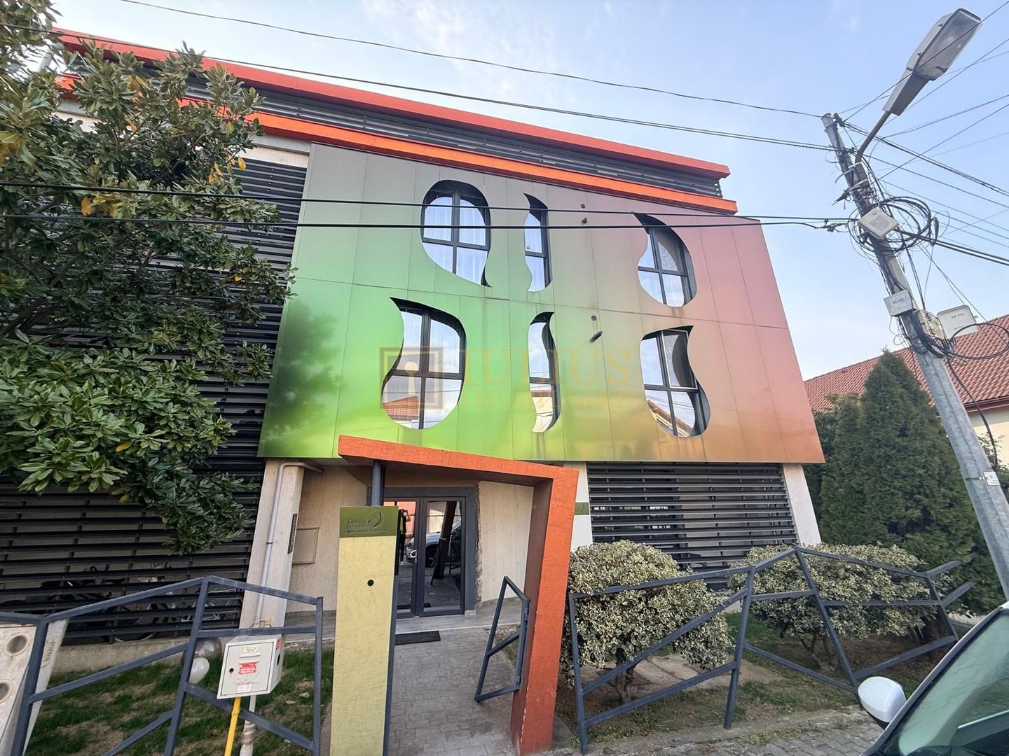 3 camere, Braytim, apartament superb, loc de parcare inclus, zona ideala - Poză 1