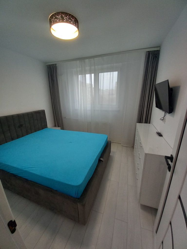 Închiriere apartament 2 camere, decomandat, cu loc de parcare - Poză 4