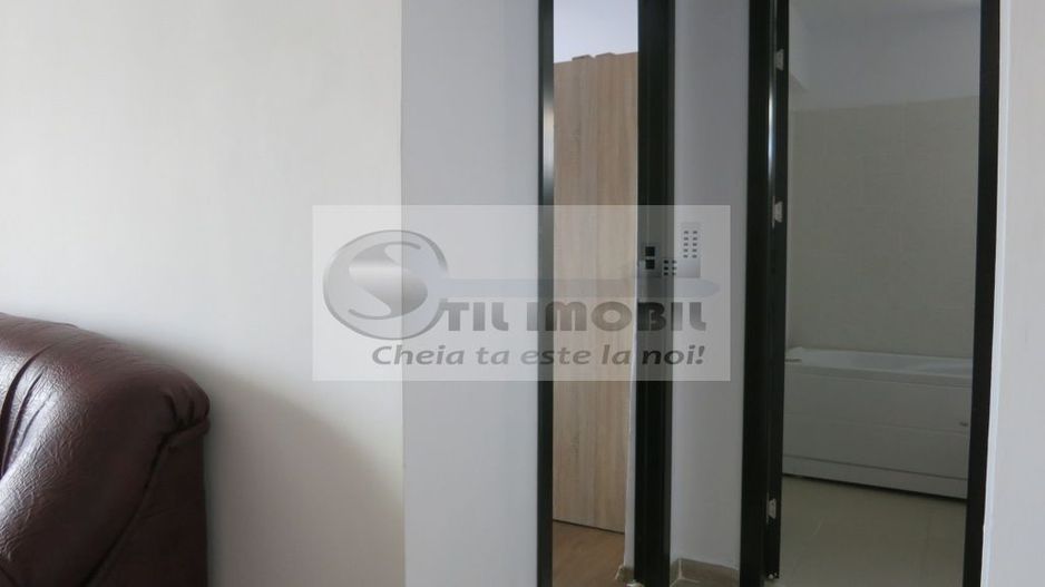 Apartament 3 camere Podu Ros - 450 euro - Poză 13