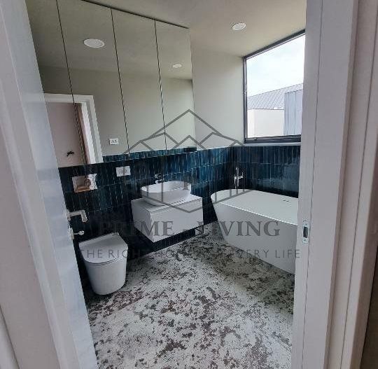 VILA DE LUX CU 4 CAMERE LA INCHIRIERE IN COMPLEX EXCLUSIVIST - Poză 8