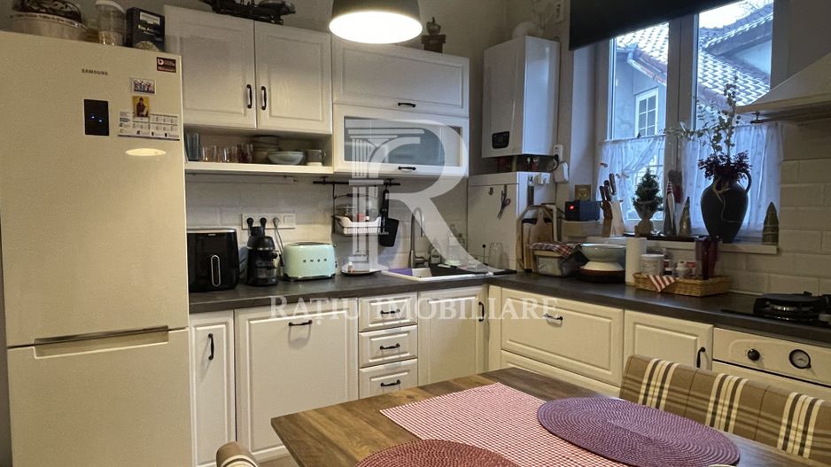 Apartament la casa | 3 Camere | Central | Oradea - Poză 8