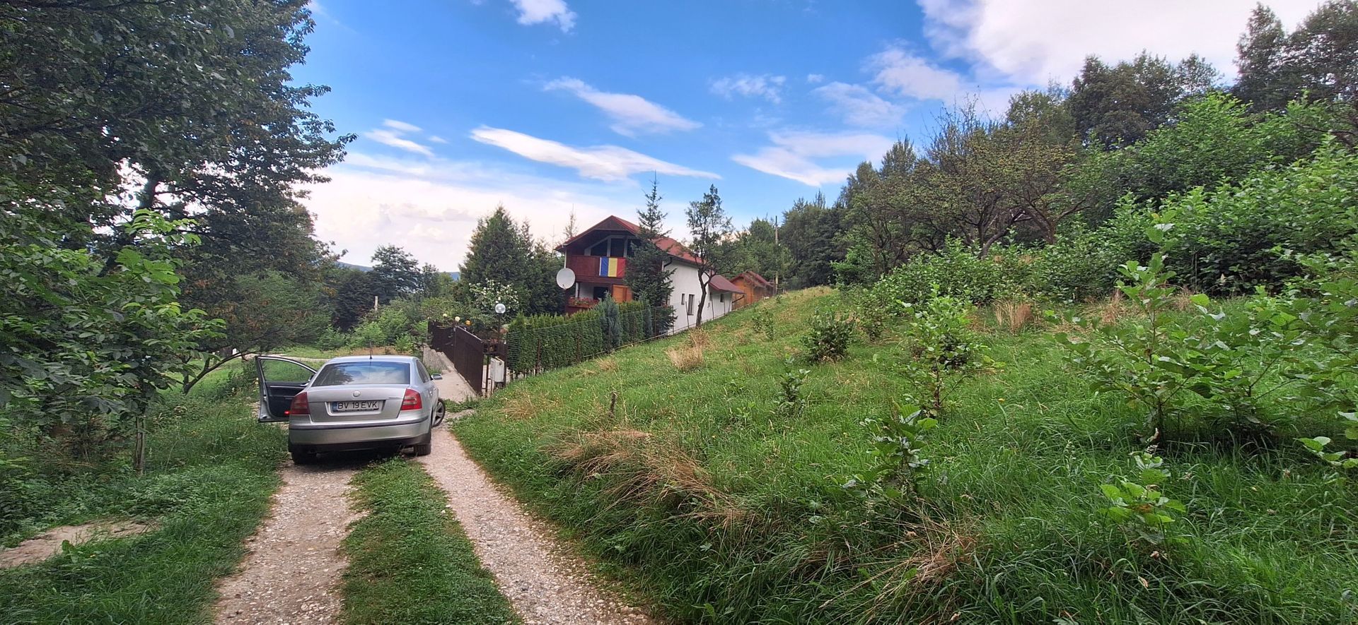 Bran-Predelut doua parcele de 2000+3000mp pret 25 euro/mp - Poză 17