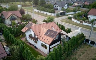 Casă individuală mobilată și utilată în Valea Ursului, 160 mp, teren 500 mp, Strada Principală - Poză 2