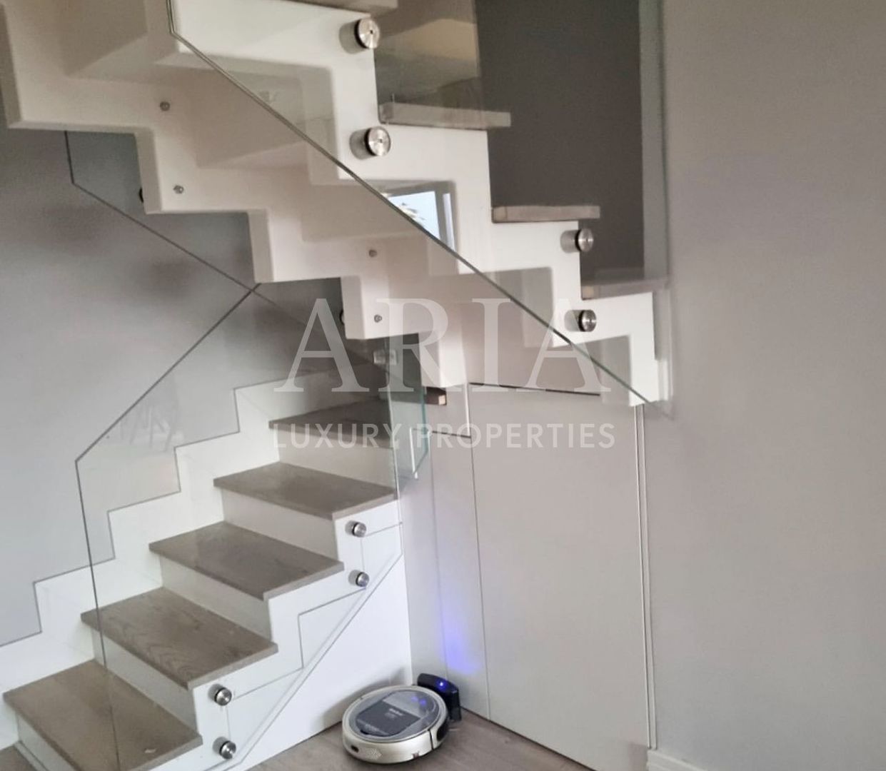 Penthouse superb - rooftop vedere către pădure - Poză 8