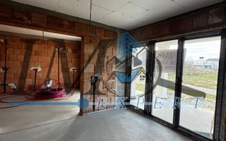 Casa in proces de finisaj de vânzare in Sebeș - Poză 4