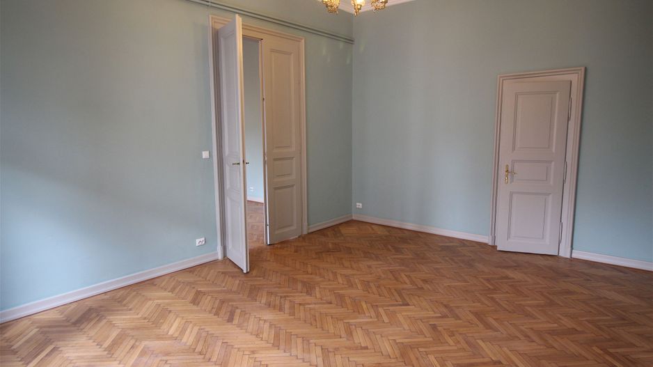 Spatiu de birouri in cladire istorica - Poză 3