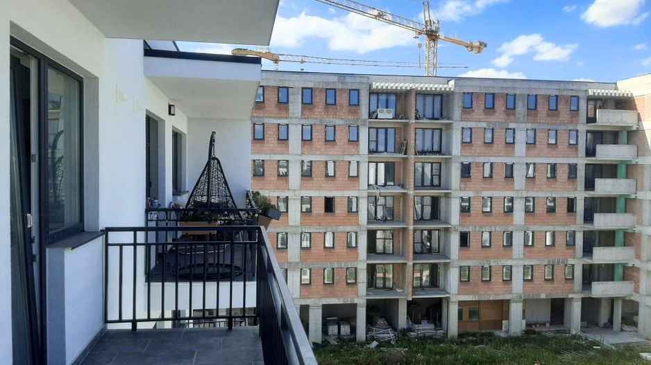 Un Apartament Pentru O Viață Bună  Coresi  2025 - Poză 7
