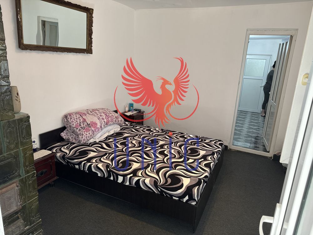 Casa cu teren de 1000 de mp -Radovan - Poză 12