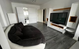 Apartament modern 2 camere etaj 3 lift si parcare pe Calea Surii Mici - Poză 1