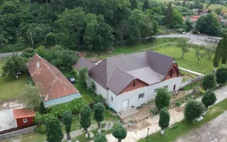 Casă 4camere+teren 719 m²central lângă izvoare de ape minerală Vâlcele - Poză 12