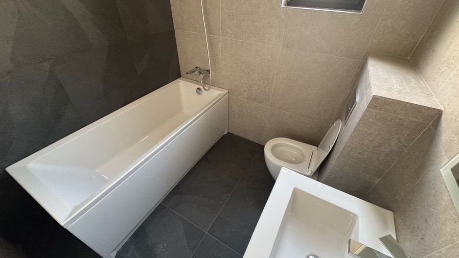 Case Mediteranene pe PARTER, 100m2 suprafata, curte 400m2, 0% comision - Poză 4