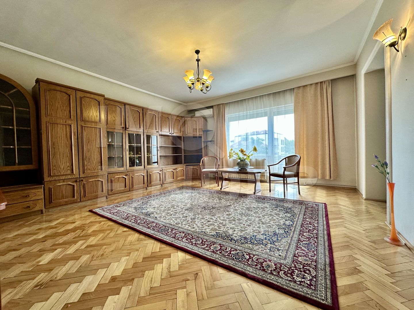 Apartament 4 camere in vila pe 2 niveluri, 150 mp, Andrei Muresanu - Poză 2