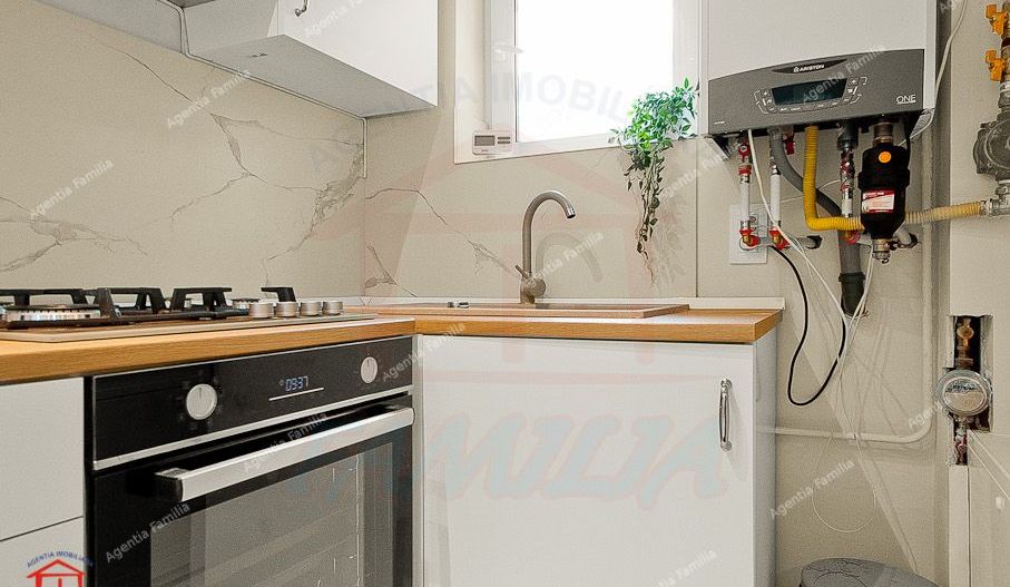 3 camere foarte frumoase in Centru - Poză 10