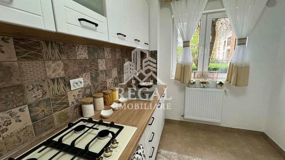 Apartament de închiriat cu două camere în zona Centrala - Poză 4