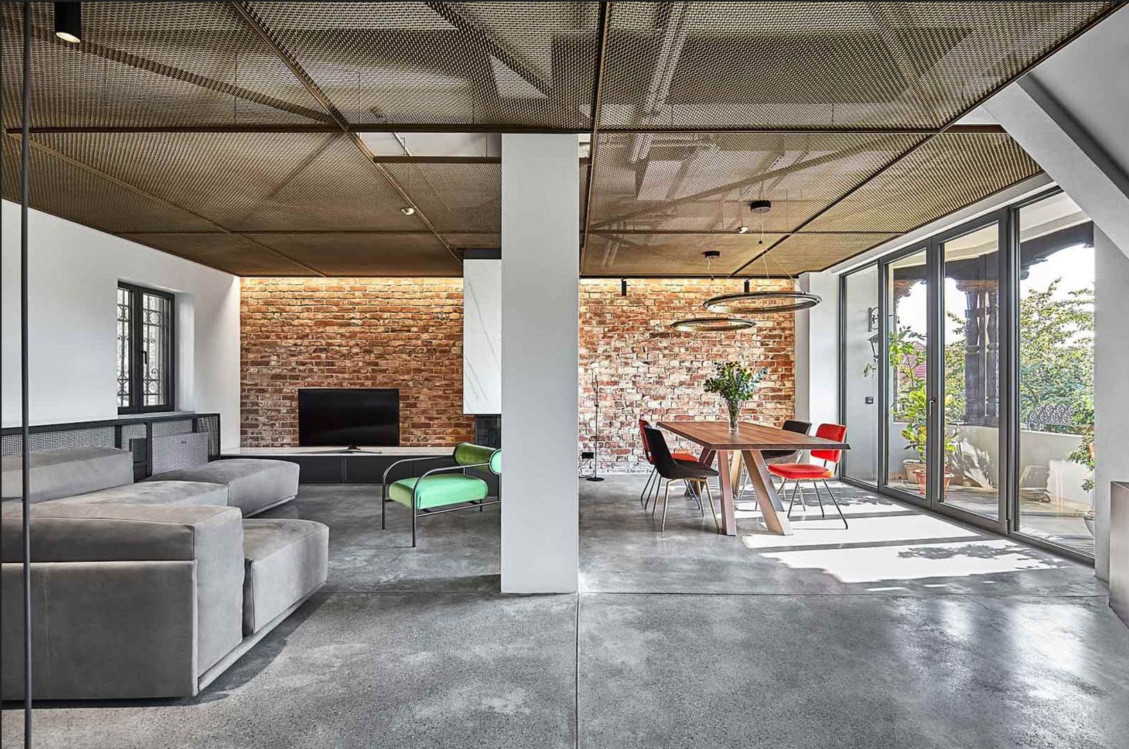 Casa Trei | Arhitectură neoclasică reinterpretată contemporan - Poză 5